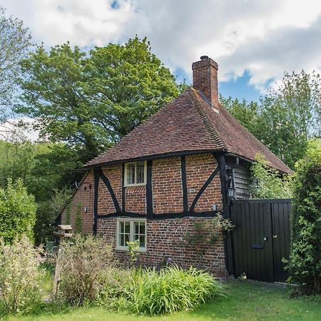 Walnut Tree Cottage By Bloom Stays Faversham Eksteriør billede
