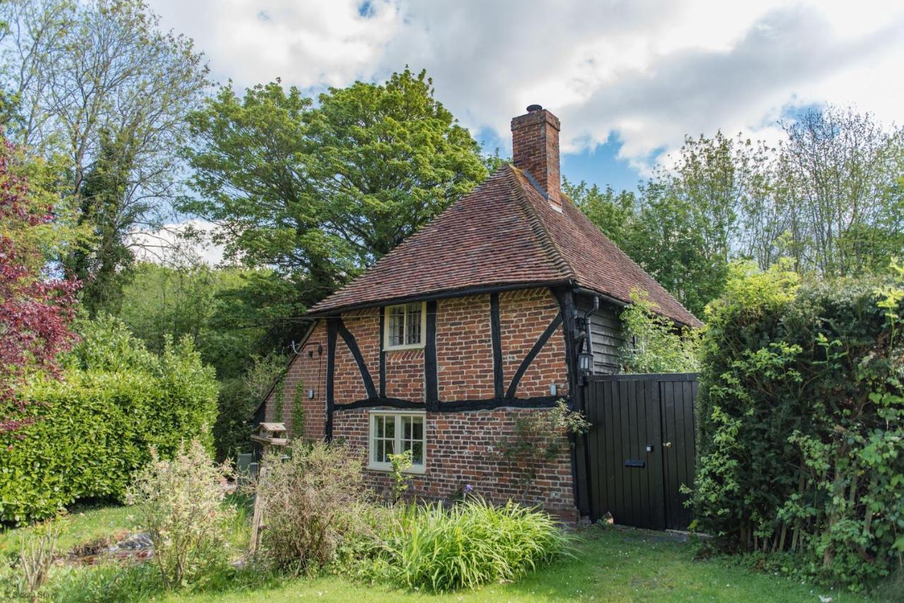 Walnut Tree Cottage By Bloom Stays Faversham Eksteriør billede